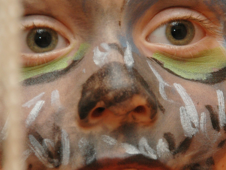 Junge Kinderschminken beim Sommerfest, Albertinen Kindertagesstätte Schnelsen, Hamburg Junge Kinderschminken beim Sommerfest, Albertinen Kindertagesstätte Schnelsen, Hamburg